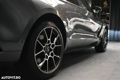 Aston Martin DBX — photo 27