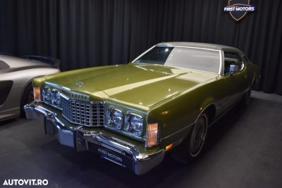 Ford Thunderbird — photo 3