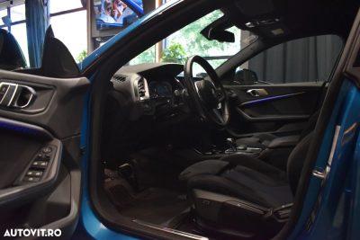 BMW Seria 2 220d AT — fotografia 7