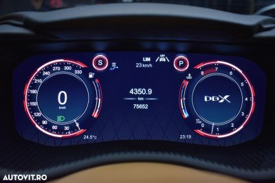 Aston Martin DBX — photo 12