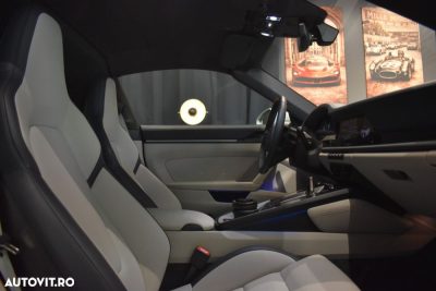 Porsche 911 4 GTS PDK — fotografia 12