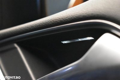 Audi Q3 2.0 TFSI Quattro S tronic — fotografia 16