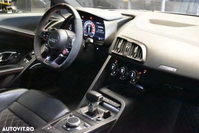 Audi R8 — photo 11
