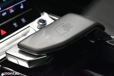 Audi e-tron Sportback — photo 25