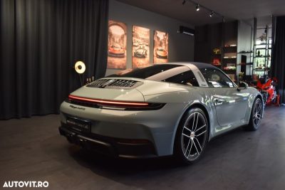 Porsche 911 4 GTS PDK — fotografia 4