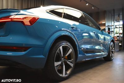 Audi e-tron Sportback — photo 7
