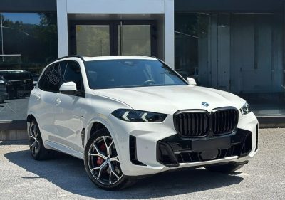 BMW X5 50 e xDrive M Sport — fotografia 1