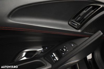 Audi R8 — photo 7