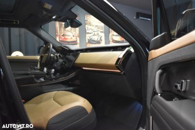 Land Rover Range Rover Sport 3.0 I6 D300 MHEV Dynamic SE — fotografia 9