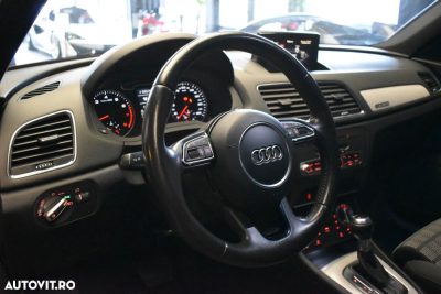 Audi Q3 2.0 TFSI Quattro S tronic — fotografia 10
