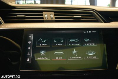 Audi e-tron Sportback — photo 22