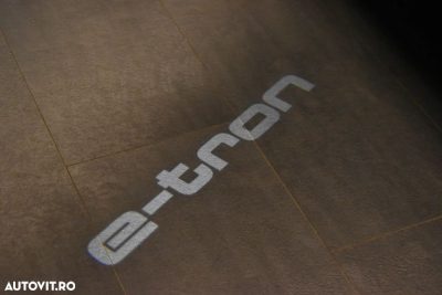 Audi e-tron Sportback — photo 36