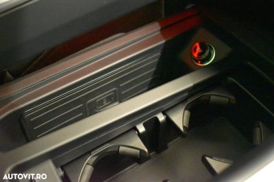 Audi e-tron Sportback — photo 26